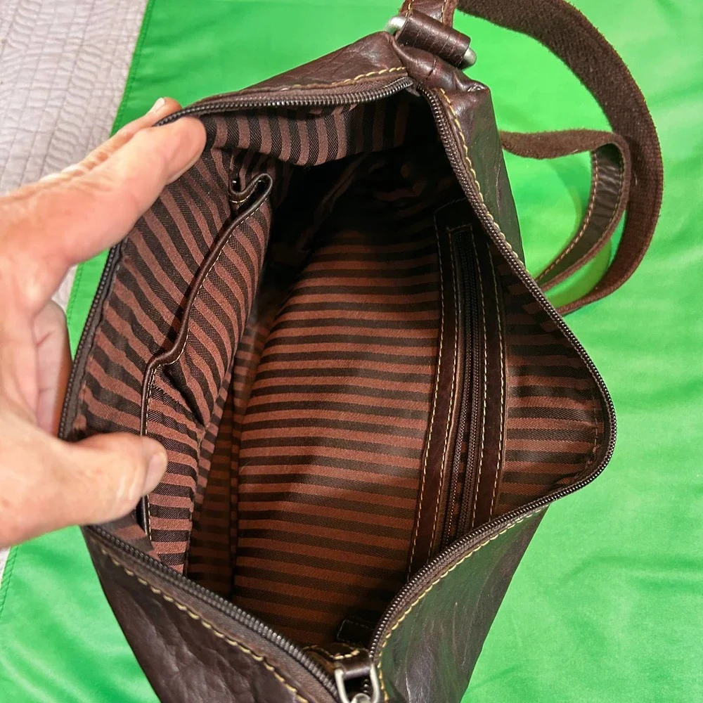 Jack Georges Voyager Hobo Bag Crossbody 11 x 10 x 3.25 Genuine Leather